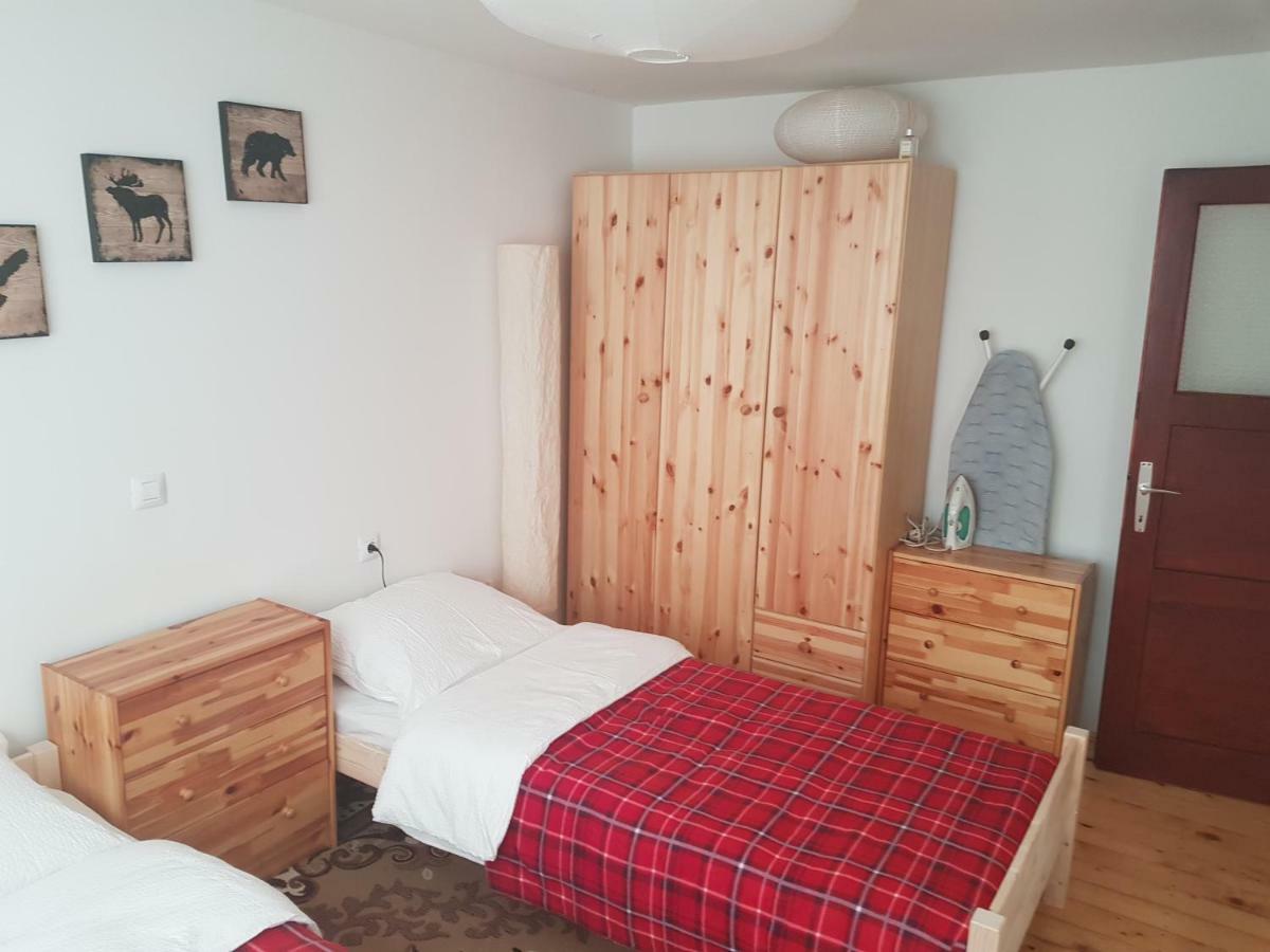 Apartmani Andrej Udbina Exterior foto